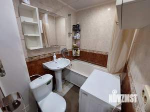 2-к квартира, вторичка, 44м2, 1/5 этаж
