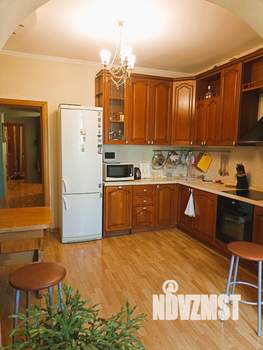 3-к квартира, вторичка, 104м2, 2/5 этаж