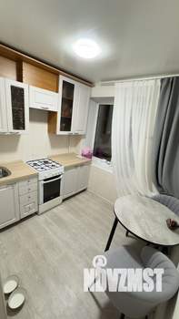 4-к квартира, вторичка, 64м2, 2/5 этаж