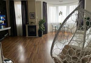 4-к квартира, вторичка, 98м2, 10/10 этаж