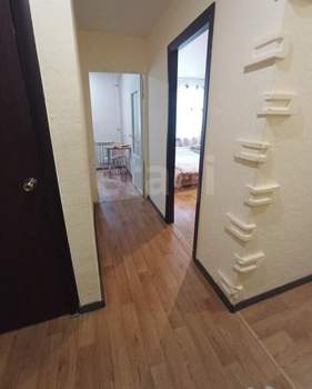 2-к квартира, вторичка, 42м2, 1/5 этаж