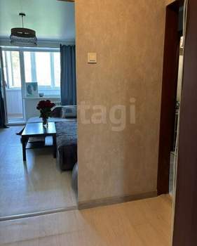 2-к квартира, вторичка, 47м2, 3/5 этаж