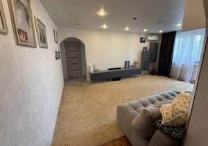 4-к квартира, вторичка, 89м2, 4/10 этаж