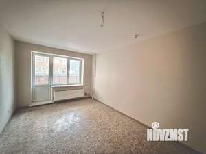 2-к квартира, вторичка, 52м2, 1/13 этаж