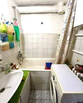 2-к квартира, вторичка, 49м2, 1/5 этаж