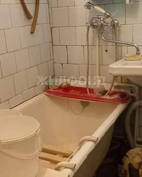 2-к квартира, вторичка, 43м2, 1/9 этаж