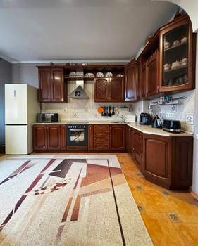 3-к квартира, вторичка, 110м2, 5/6 этаж