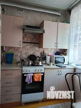 2-к квартира, вторичка, 43м2, 1/4 этаж