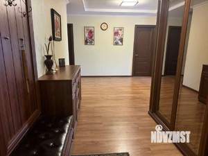 4-к квартира, вторичка, 171м2, 4/4 этаж