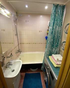 3-к квартира, вторичка, 64м2, 1/5 этаж
