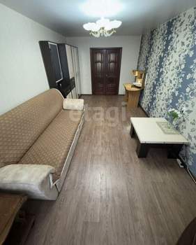 3-к квартира, вторичка, 68м2, 1/9 этаж