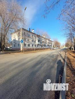 2-к квартира, вторичка, 43м2, 1/4 этаж