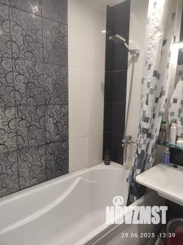 3-к квартира, вторичка, 66м2, 9/9 этаж