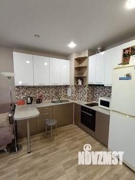 2-к квартира, вторичка, 63м2, 8/18 этаж