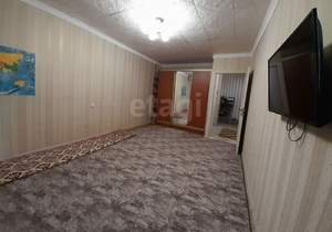 2-к квартира, вторичка, 35м2, 1/4 этаж