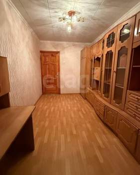 3-к квартира, вторичка, 63м2, 7/1 этаж