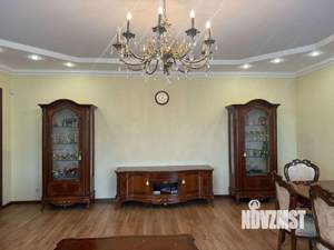 4-к квартира, вторичка, 171м2, 4/4 этаж
