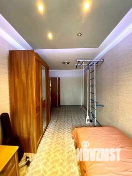 4-к квартира, вторичка, 77м2, 5/5 этаж