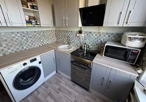 3-к квартира, вторичка, 61м2, 8/9 этаж