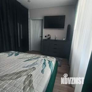 2-к квартира, вторичка, 62м2, 9/17 этаж