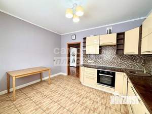 2-к квартира, вторичка, 65м2, 2/10 этаж