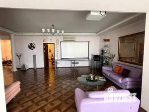4-к квартира, вторичка, 170м2, 10/11 этаж