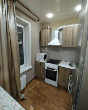 2-к квартира, вторичка, 45м2, 1/5 этаж