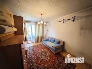 4-к квартира, вторичка, 77м2, 5/5 этаж