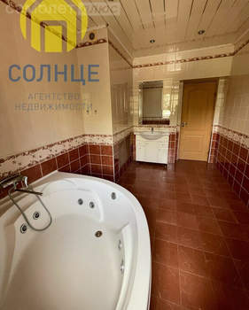 4-к квартира, вторичка, 145м2, 1/1 этаж