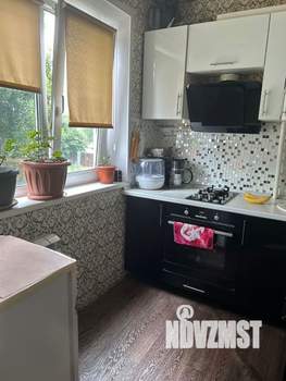 3-к квартира, вторичка, 58м2, 2/5 этаж