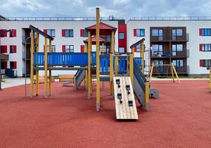 2-к квартира, вторичка, 68м2, 1/3 этаж