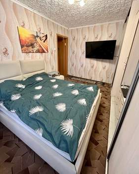2-к квартира, вторичка, 49м2, 1/5 этаж
