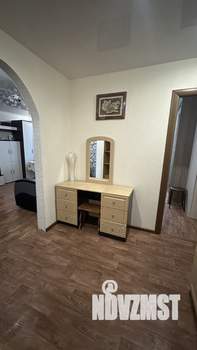 3-к квартира, вторичка, 64м2, 11/17 этаж