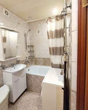 3-к квартира, вторичка, 56м2, 5/5 этаж