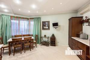 3-к квартира, вторичка, 140м2, 8/12 этаж