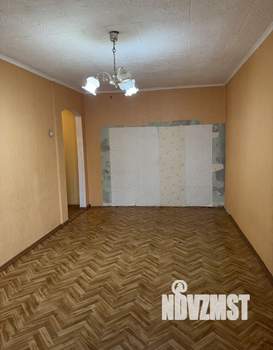 2-к квартира, вторичка, 42м2, 4/4 этаж