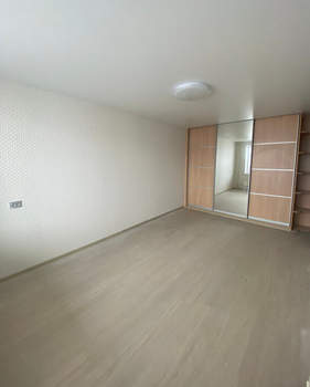 2-к квартира, вторичка, 50м2, 9/9 этаж