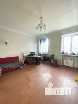 2-к квартира, вторичка, 63м2, 3/3 этаж