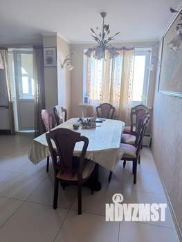 3-к квартира, вторичка, 124м2, 9/17 этаж