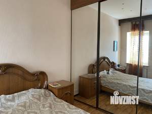 4-к квартира, вторичка, 150м2, 9/9 этаж