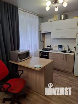 2-к квартира, вторичка, 44м2, 1/4 этаж