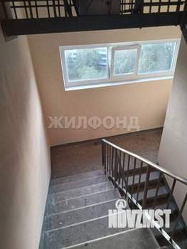 2-к квартира, вторичка, 50м2, 9/9 этаж