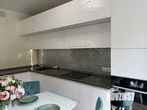 2-к квартира, вторичка, 72м2, 1/10 этаж