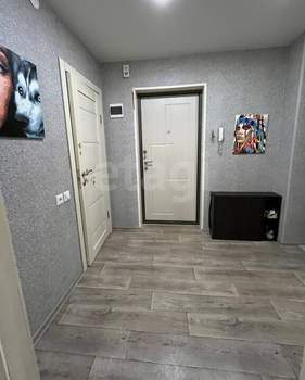 2-к квартира, вторичка, 44м2, 10/18 этаж