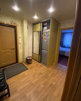3-к квартира, вторичка, 64м2, 1/5 этаж