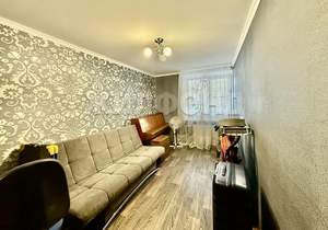 2-к квартира, вторичка, 44м2, 1/4 этаж