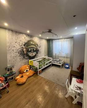 3-к квартира, вторичка, 76м2, 1/10 этаж