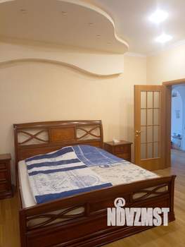 4-к квартира, вторичка, 251м2, 8/8 этаж