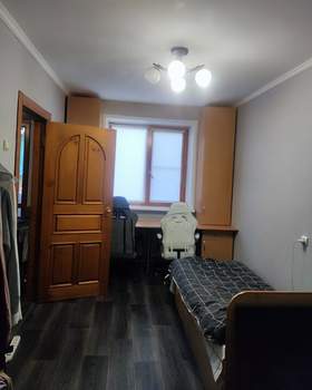 3-к квартира, вторичка, 57м2, 5/5 этаж