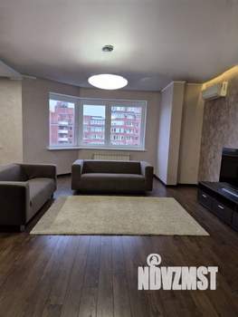 3-к квартира, вторичка, 102м2, 10/10 этаж